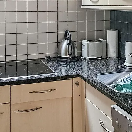 Vakantiehuis Geweldige Woning Met 3 Slaapkamers In *